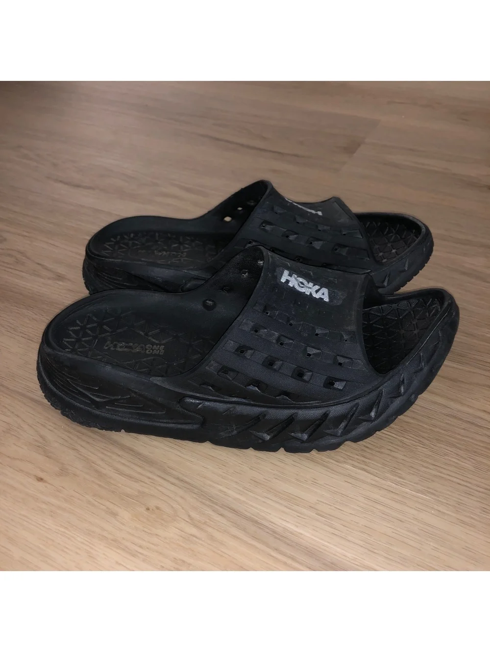 HOKA ONE ONE ORA RECOVERY SLIDES SANDALS BLACK MENS SIZE 9 WOMENS 11 SLIP ON